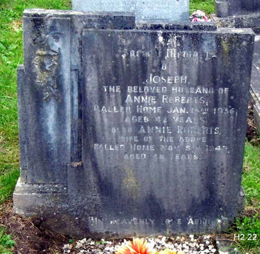 HAWARDEN CEMETERY H2 22
